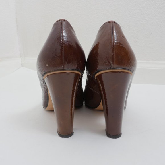 Escada Brown Patent Leather Gold Toe Detail 4" Heel Vintage Size 37 Work Shoes - Picture 11 of 14